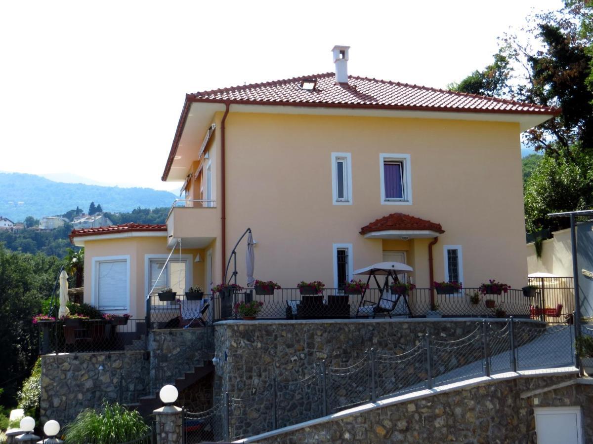 Villa Luppo Ičići Exterior foto